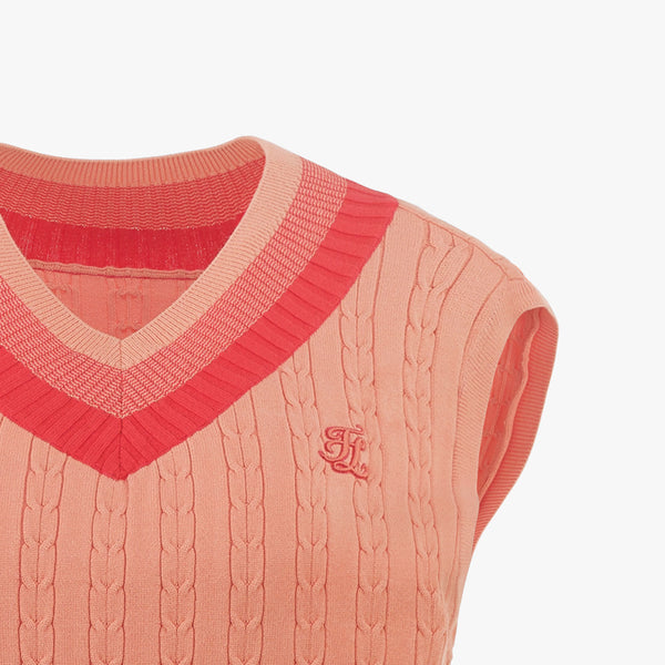 CABLE V-NECK KNIT VEST(PINK CHORAL)