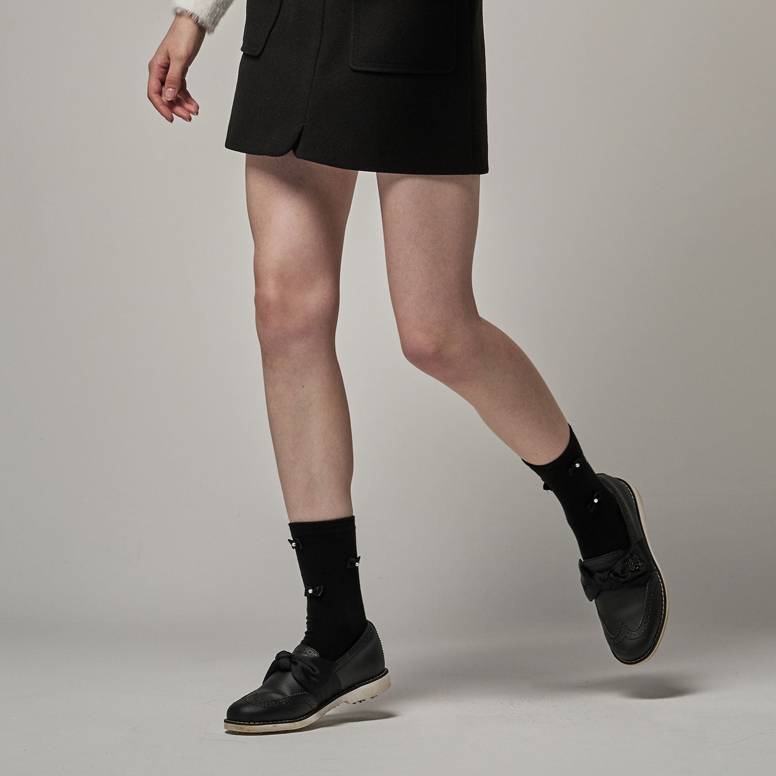PEARL RIBBON MID SOCKS(BLACK)